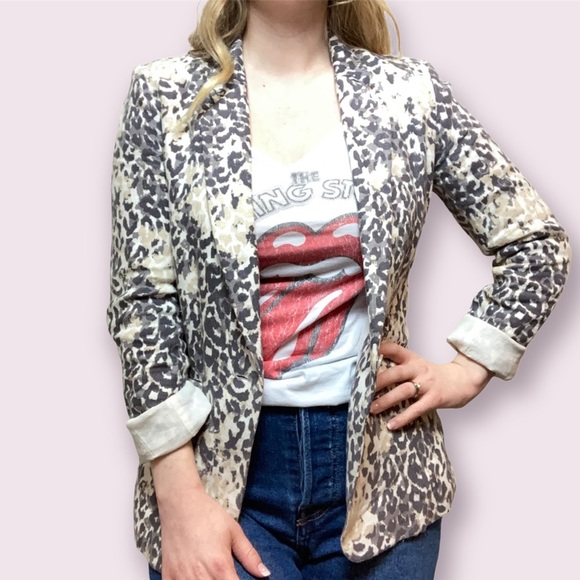 Joie Mehira Steel Gray Leopard Print Blazer - Picture 7 of 7
